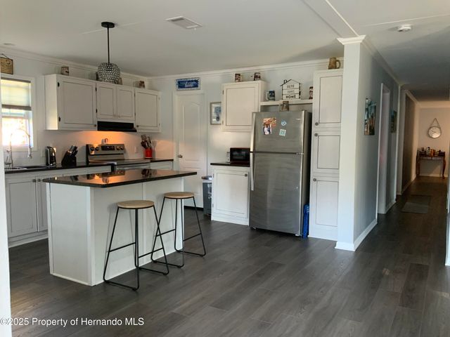 18059 Carrolwood Drive, Brooksville, FL 34604