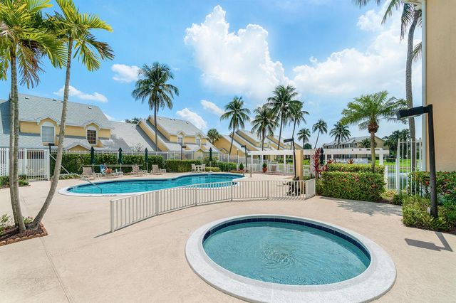 6283 La Costa Drive E, Boca Raton, FL 33433