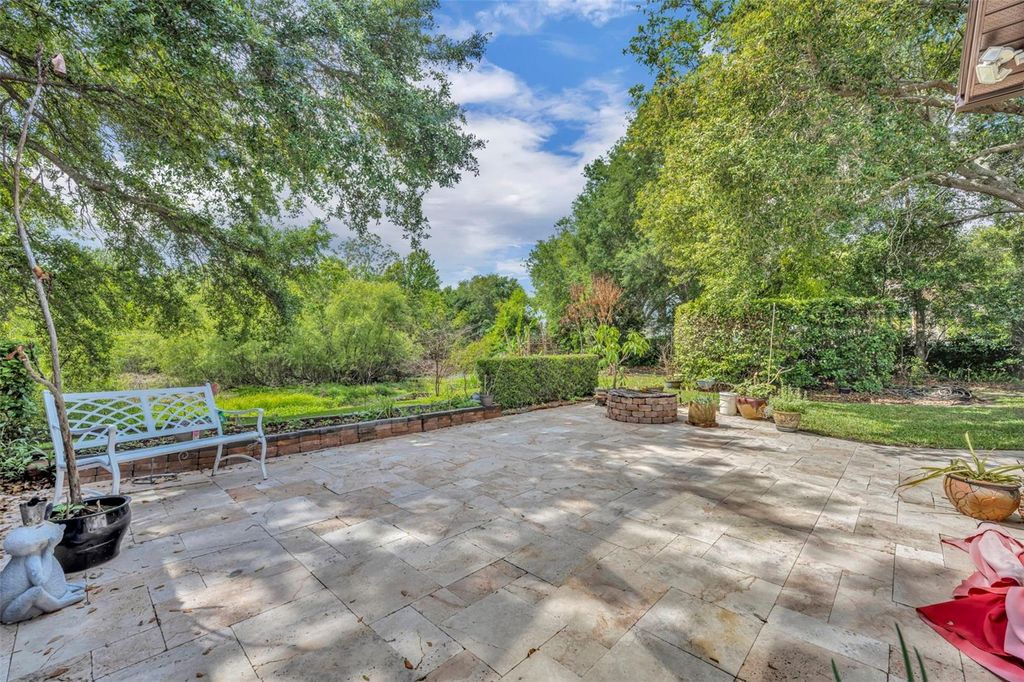 Image 3 of property listing at 13536 SUNSET LAKES CIRCLE, Winter Garden, FL 34787