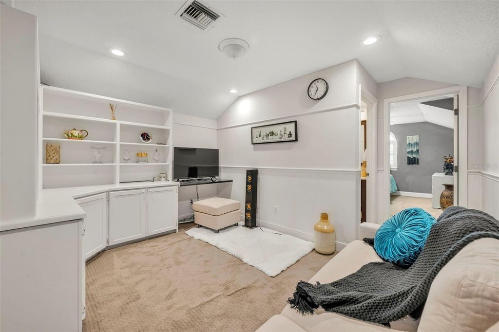 Image 41 of property listing at 13536 SUNSET LAKES CIRCLE, Winter Garden, FL 34787