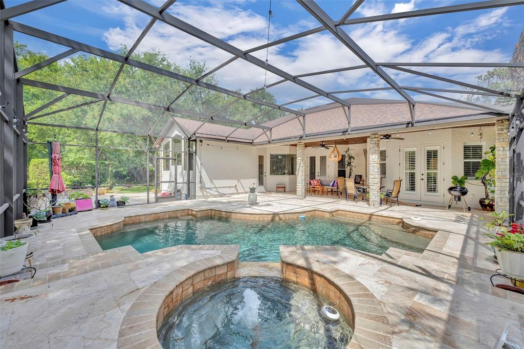 Image 50 of property listing at 13536 SUNSET LAKES CIRCLE, Winter Garden, FL 34787