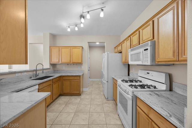 717 Peachy Canyon Circle 101, Las Vegas, NV 89144