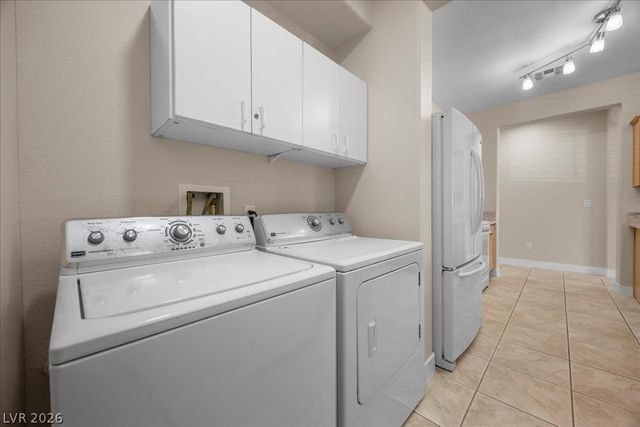 717 Peachy Canyon Circle 101, Las Vegas, NV 89144