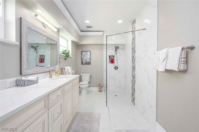 5208 SW 8th CT, Cape Coral, FL 33914