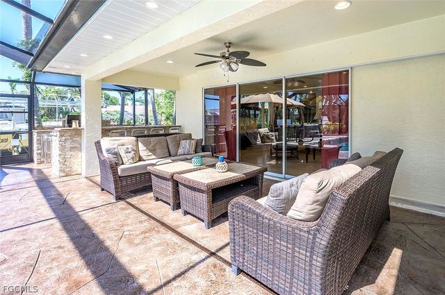 5208 SW 8th CT, Cape Coral, FL 33914