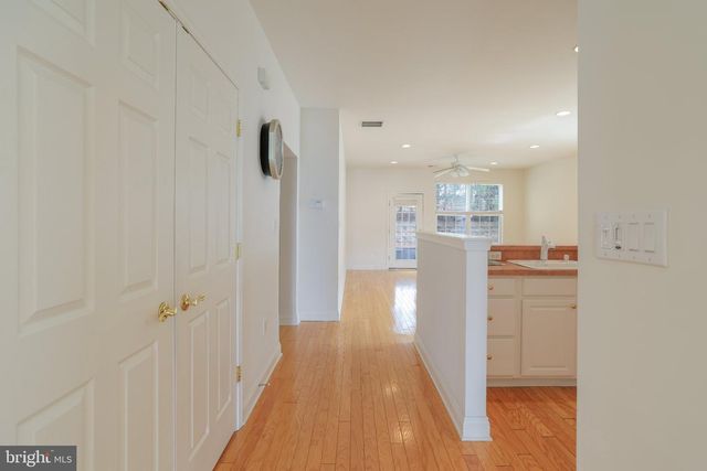 30 SILVER LAKE DR, Barnegat, NJ 08005