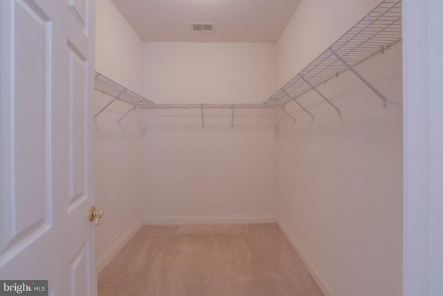 30 SILVER LAKE DR, Barnegat, NJ 08005