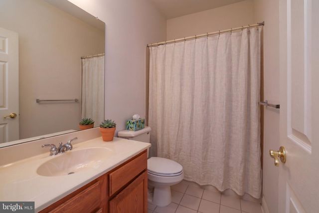 30 SILVER LAKE DR, Barnegat, NJ 08005