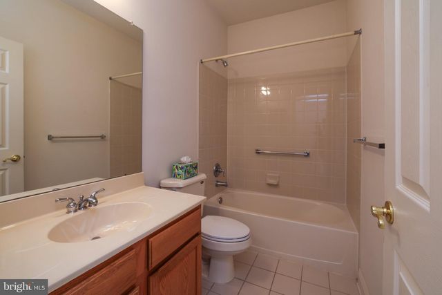 30 SILVER LAKE DR, Barnegat, NJ 08005