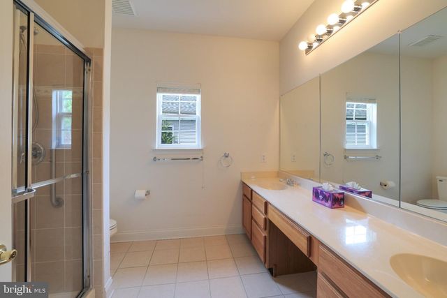30 SILVER LAKE DR, Barnegat, NJ 08005