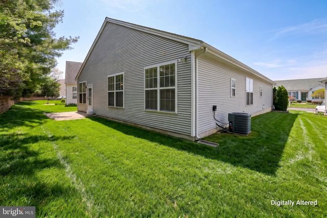 30 SILVER LAKE DR, Barnegat, NJ 08005