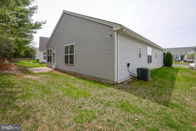 30 SILVER LAKE DR, Barnegat, NJ 08005
