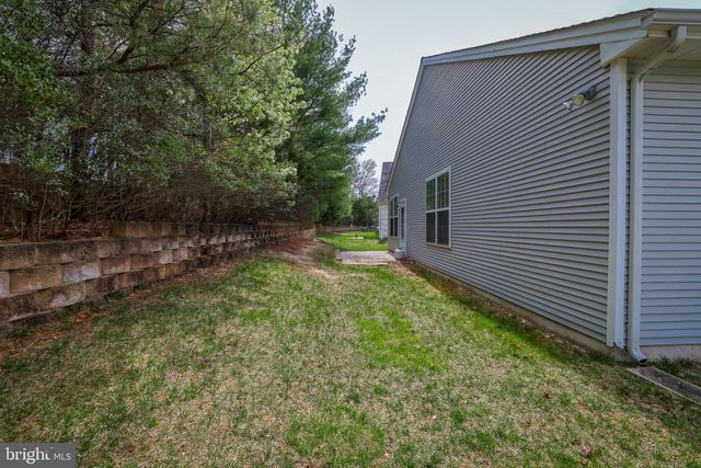 30 SILVER LAKE DR, Barnegat, NJ 08005