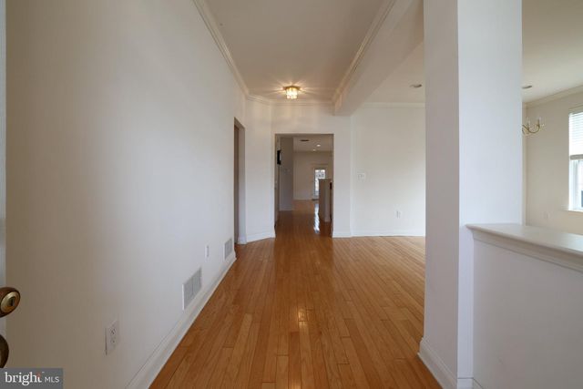 30 SILVER LAKE DR, Barnegat, NJ 08005