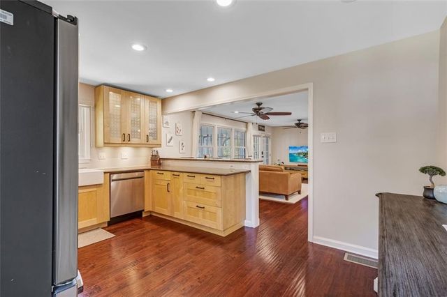 1525 BEND CREEK Court, Atlanta, GA 30338