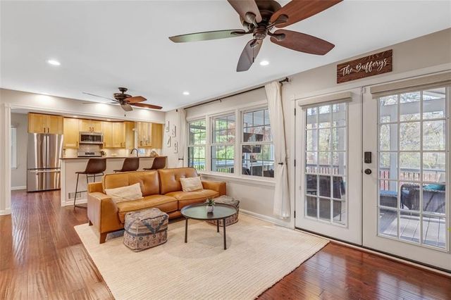 1525 BEND CREEK Court, Atlanta, GA 30338