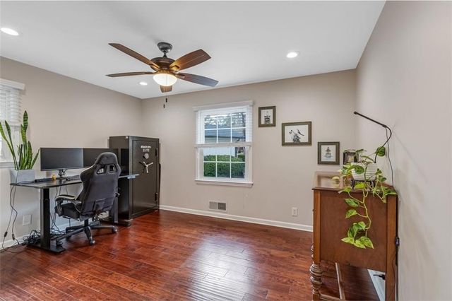 1525 BEND CREEK Court, Atlanta, GA 30338