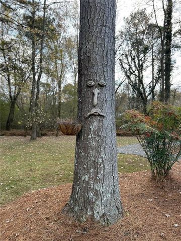 1525 BEND CREEK Court, Atlanta, GA 30338