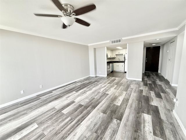 2016 Main Street 2204, Houston, TX 77002