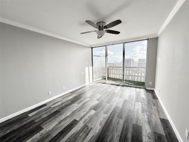 2016 Main Street 2204, Houston, TX 77002