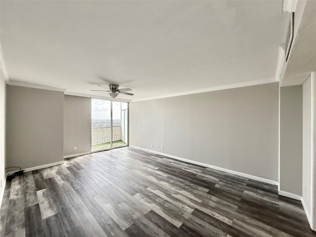 2016 Main Street 2204, Houston, TX 77002