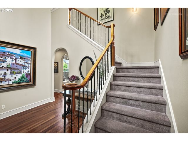 17265 Sw SONNET Way, King City, OR 97224