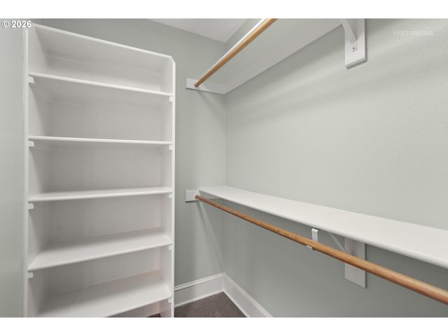 17265 Sw SONNET Way, King City, OR 97224