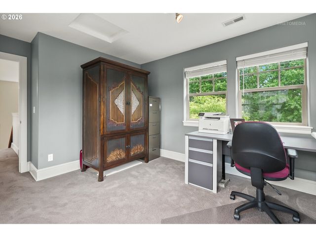 17265 Sw SONNET Way, King City, OR 97224