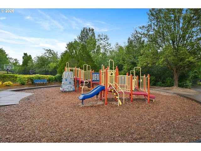 17265 Sw SONNET Way, King City, OR 97224