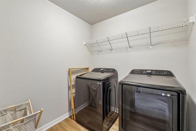 2590 SE Integra Avenue, West Des Moines, IA 50265