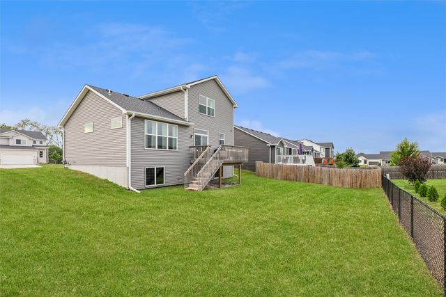2590 SE Integra Avenue, West Des Moines, IA 50265