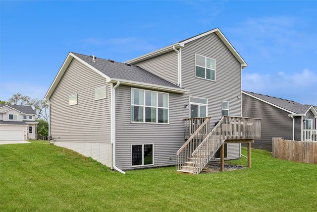 2590 SE Integra Avenue, West Des Moines, IA 50265