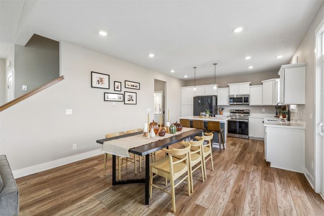 2590 SE Integra Avenue, West Des Moines, IA 50265