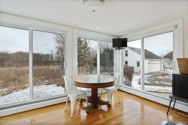 5383 Riverview Drive, Bridgeport, MI 48722