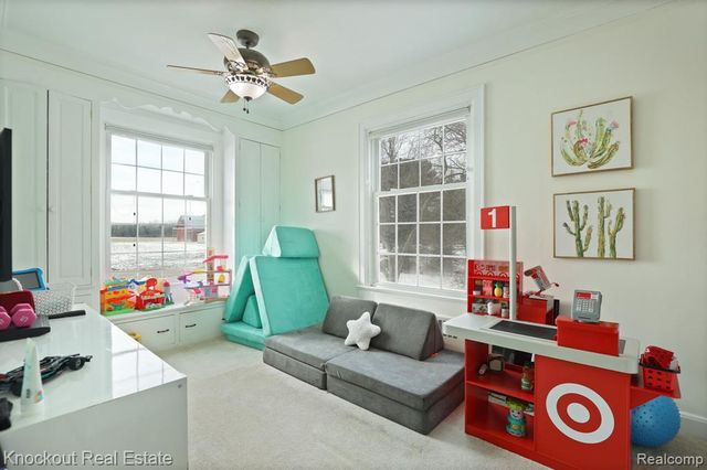 5383 Riverview Drive, Bridgeport, MI 48722