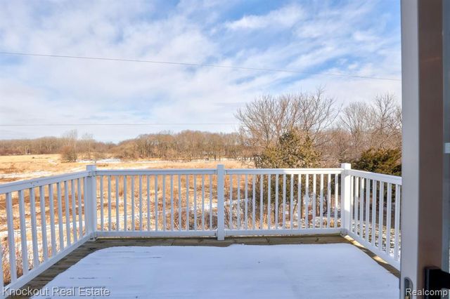 5383 Riverview Drive, Bridgeport, MI 48722