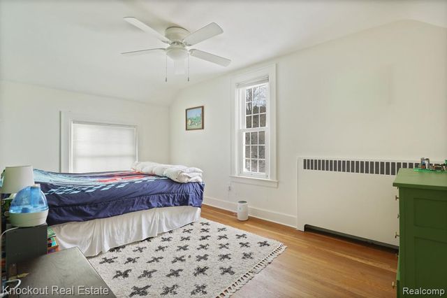 5383 Riverview Drive, Bridgeport, MI 48722