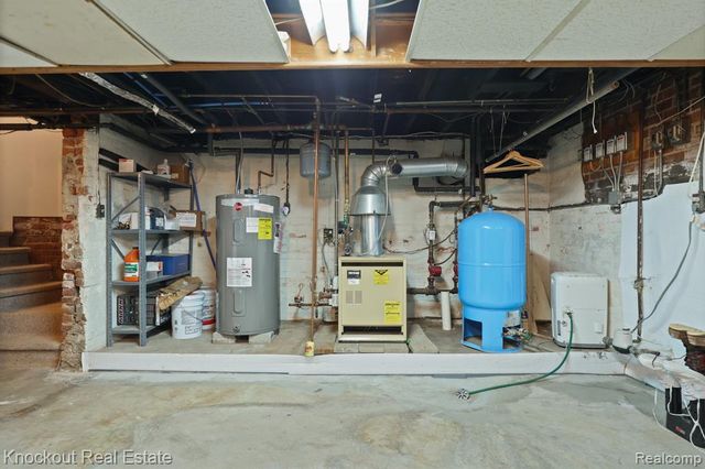 5383 Riverview Drive, Bridgeport, MI 48722