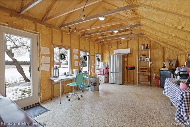 5383 Riverview Drive, Bridgeport, MI 48722