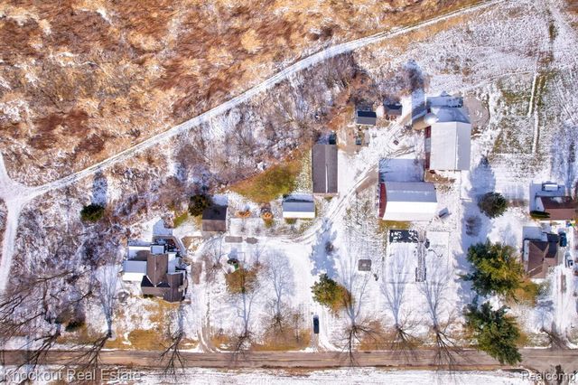 5383 Riverview Drive, Bridgeport, MI 48722