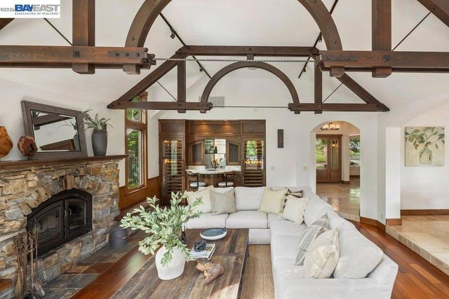 715 Fair Oaks Dr, Alamo, CA 94507