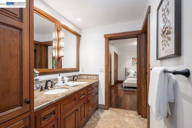 715 Fair Oaks Dr, Alamo, CA 94507