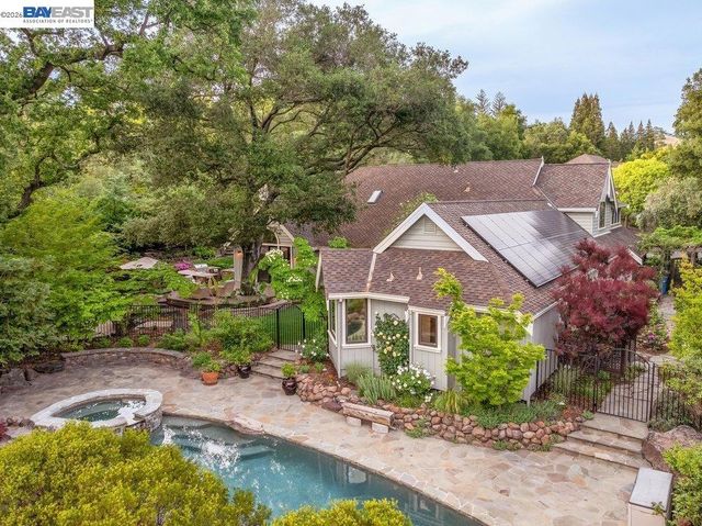 715 Fair Oaks Dr, Alamo, CA 94507