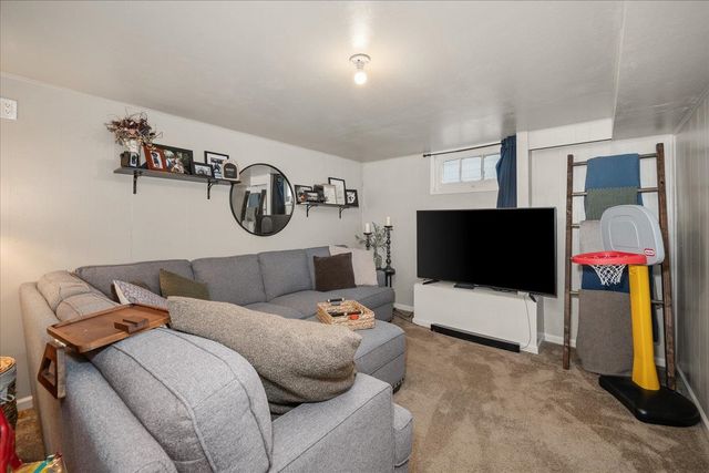 3427 E Jackson Ave, Spokane, WA 99217