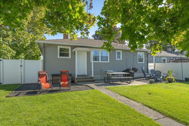 3427 E Jackson Ave, Spokane, WA 99217