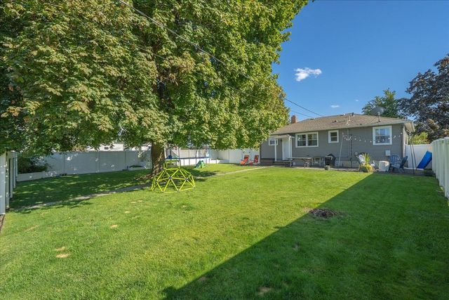 3427 E Jackson Ave, Spokane, WA 99217