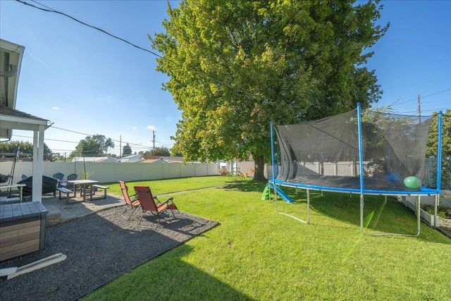 3427 E Jackson Ave, Spokane, WA 99217