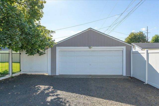 3427 E Jackson Ave, Spokane, WA 99217