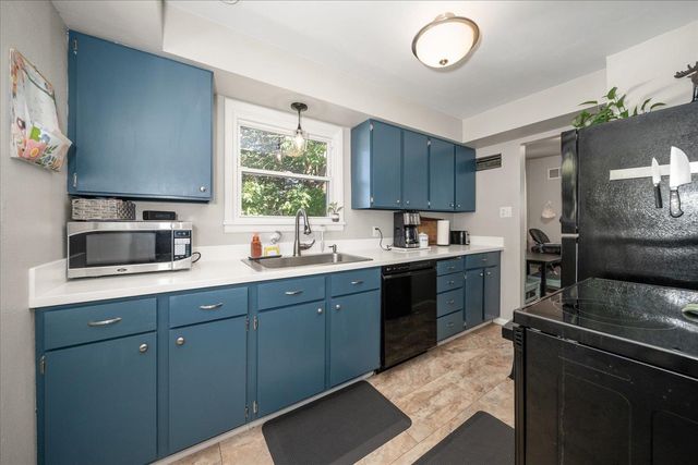3427 E Jackson Ave, Spokane, WA 99217