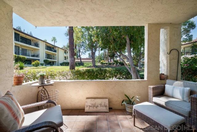 17637 Pomerado Rd 123, San Diego, CA 92128